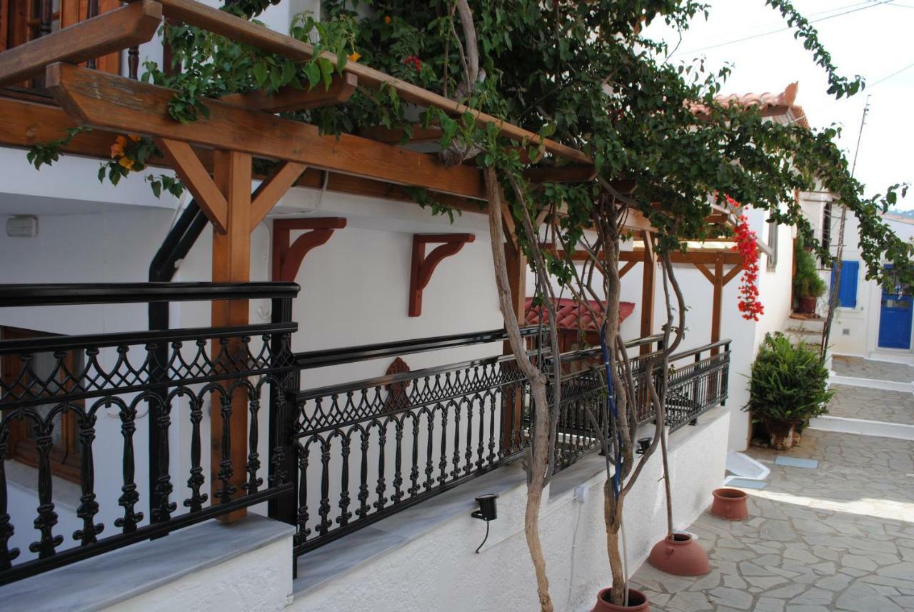 Studios Loukia Kokkari Exterior foto